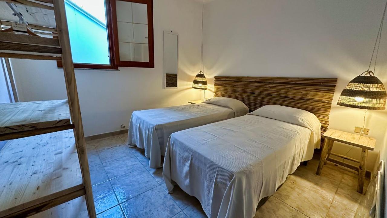 Вілла Marina Di Andrano - Alisso, Casa Vista Mare Con Parcheggio Privato E Wifi Екстер'єр фото