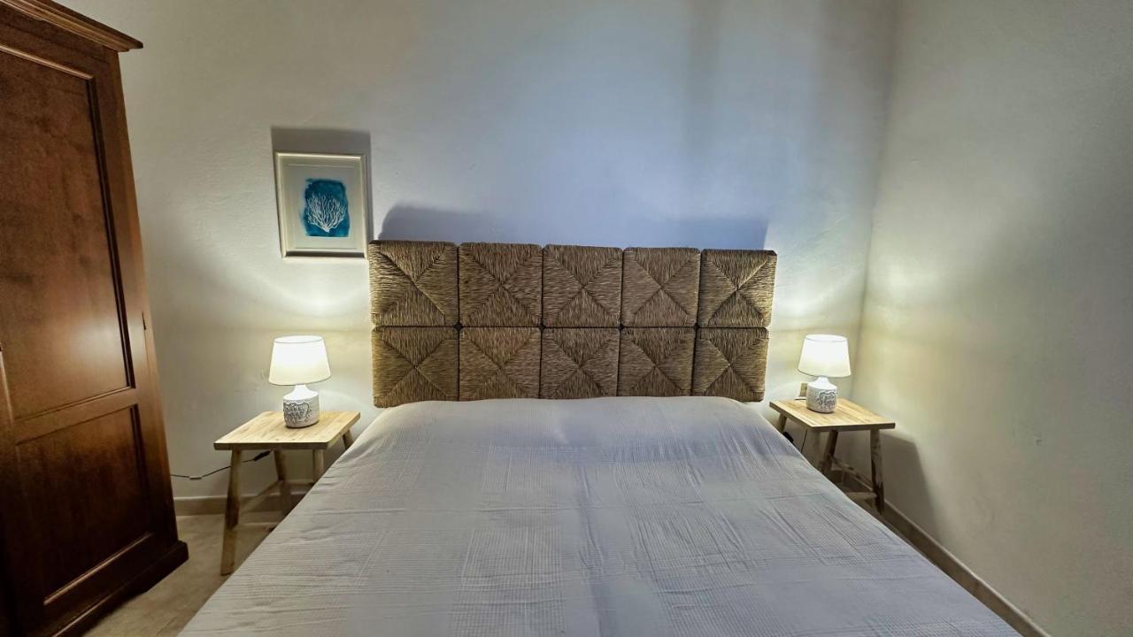 Вілла Marina Di Andrano - Alisso, Casa Vista Mare Con Parcheggio Privato E Wifi Екстер'єр фото