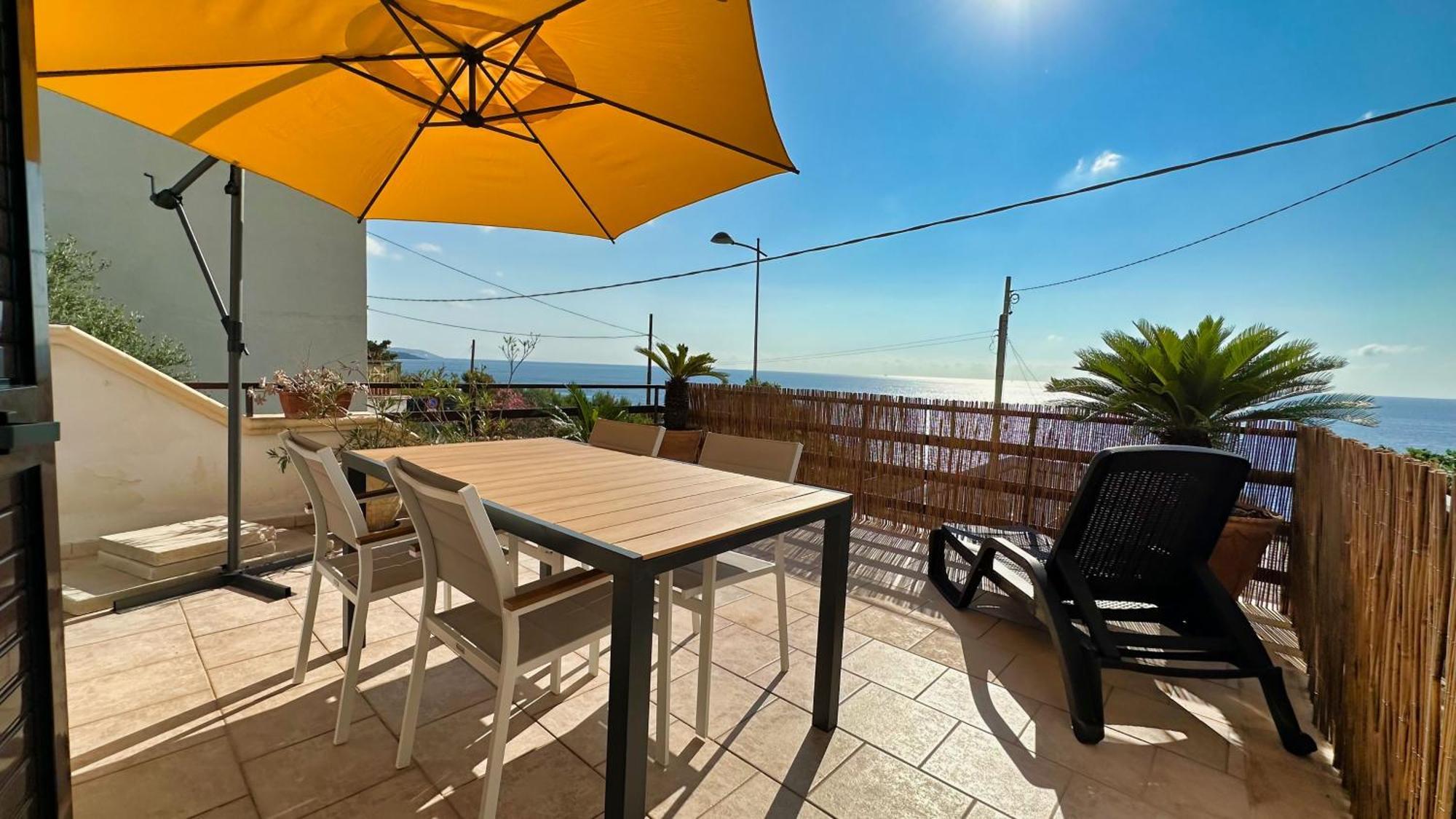 Вілла Marina Di Andrano - Alisso, Casa Vista Mare Con Parcheggio Privato E Wifi Екстер'єр фото
